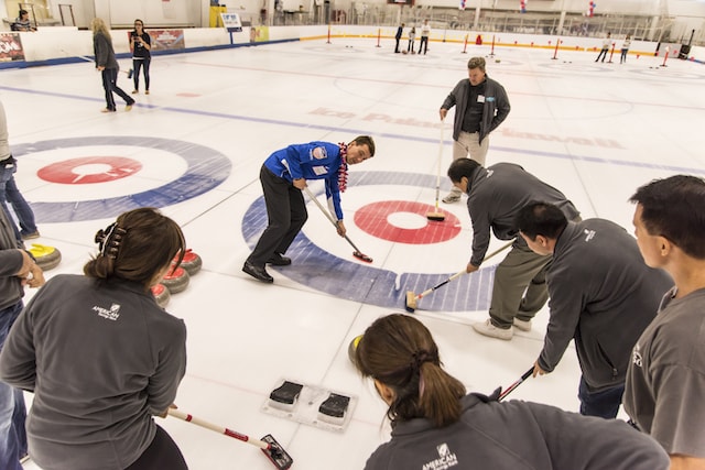 2014 curling event action photo