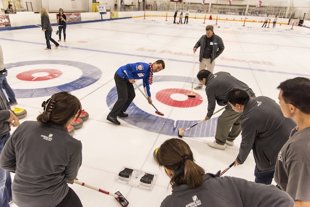 Curling 2014 Gallery 2014 curling event action photo