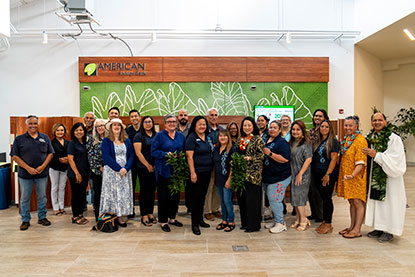 Group photo at Lahaina Branch