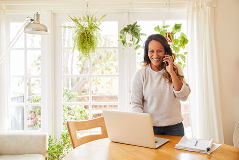 Women on laptop