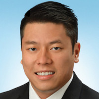 Alex Truong Headshot