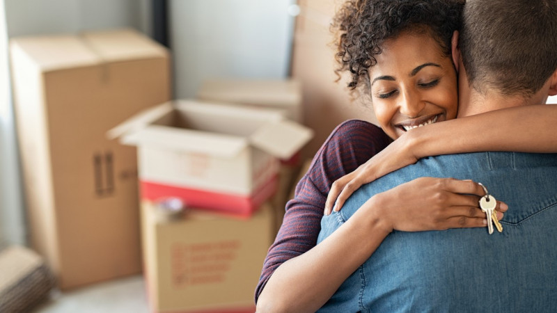 couple buying home