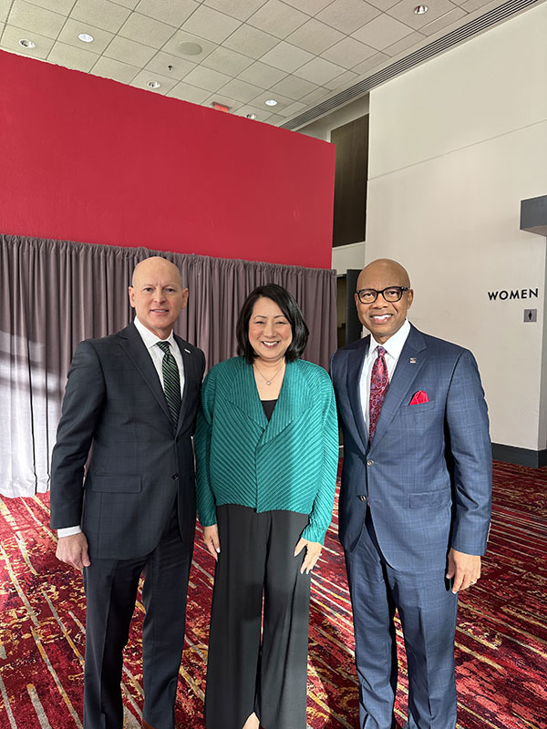 Ann Teranishi with John Asbury, former ABA Chair and CEO of Atlantic Union Bank and Kenneth Kelly, ABA Chair and Chairman & CEO of First Independence Bank